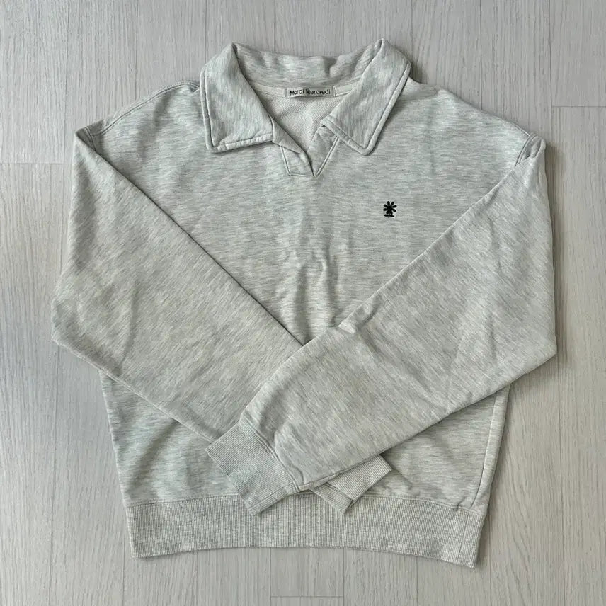 [BUNJANG] Mardi Mercredi Collared Sweatshirt / 마르디메크르디 카라 맨투맨