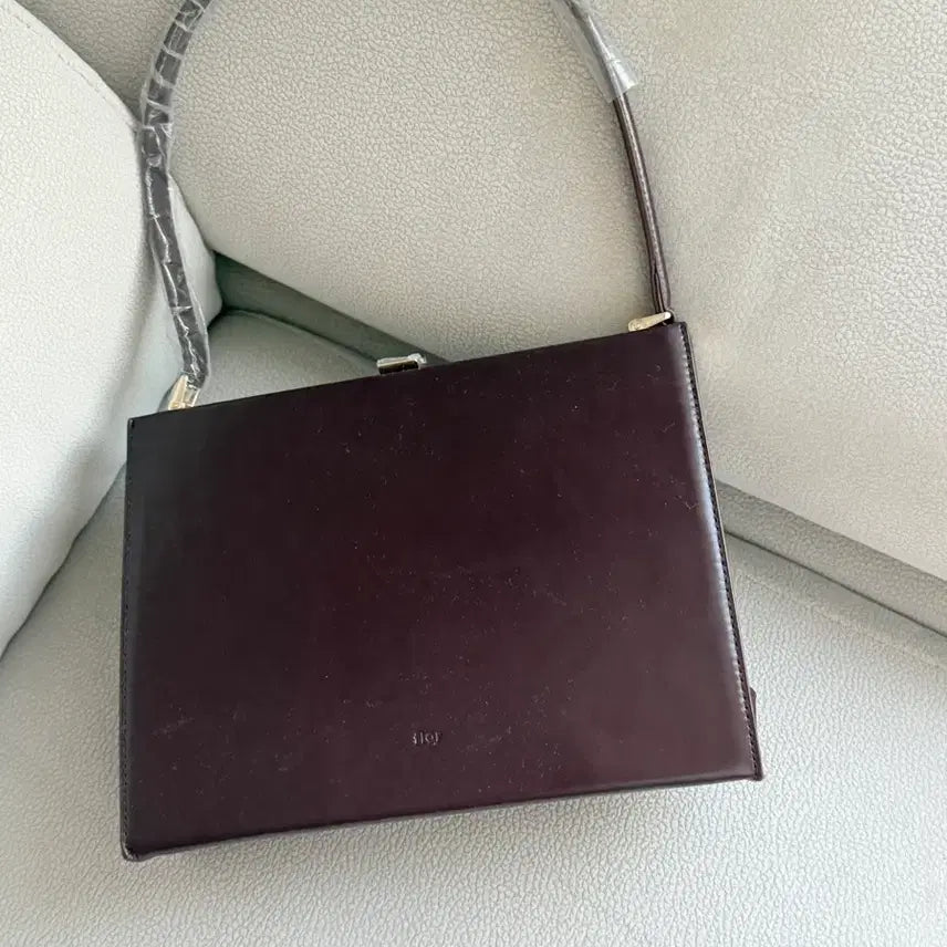 [BUNJANG] Monaframbag Wine Color Leather Bag / 플로르 모나프레임백 와인컬러
