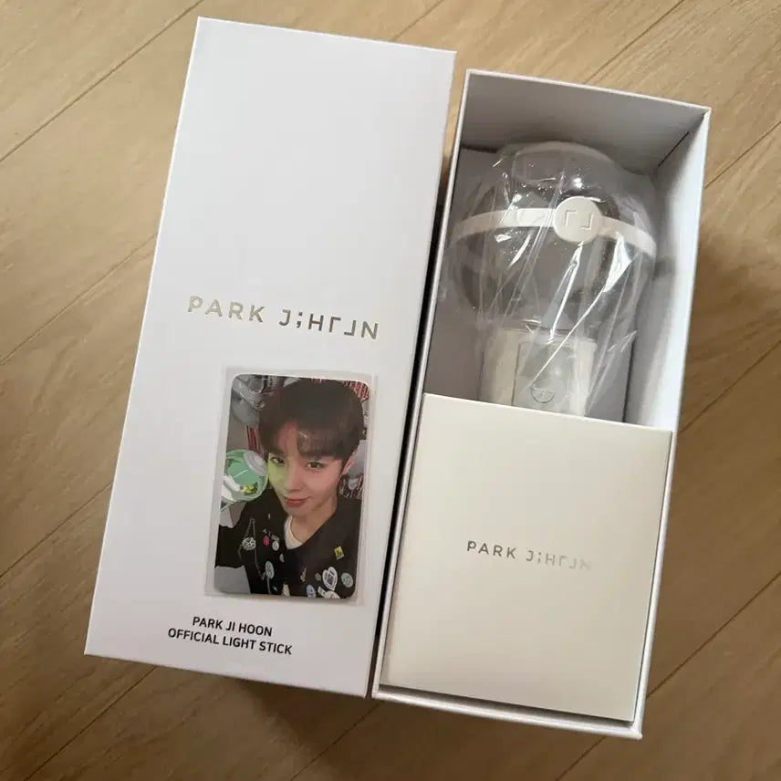 [BUNJANG] Park Ji Hoon Official Lightstick Accessory Bundle Set / 박지훈 응원봉 뽑봉 판매