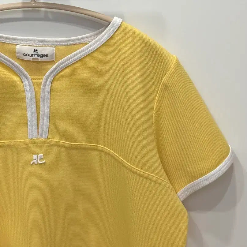 [BUNJANG] Courreges Lemon Core Short-Sleeve Top / 꾸레쥬 레몬 코어 반팔 탑