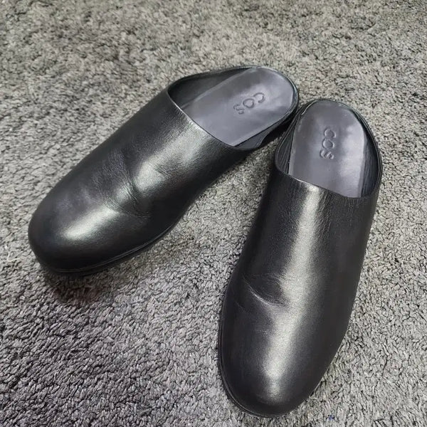 [BUNJANG] COS Black Leather Mules Shoes (Size 270-275) / 코스 COS 레더 블랙 뮬 270 ~275