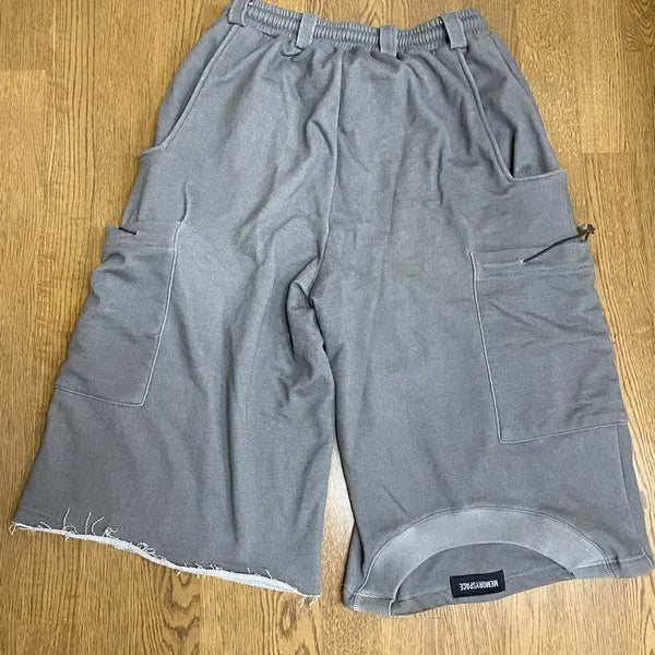 [BUNJANG] Memory Space Sweatshirt Bermuda Pants Grey OS / 메모리스페이스 스웻셔츠 버뮤다 팬츠 그레이 os