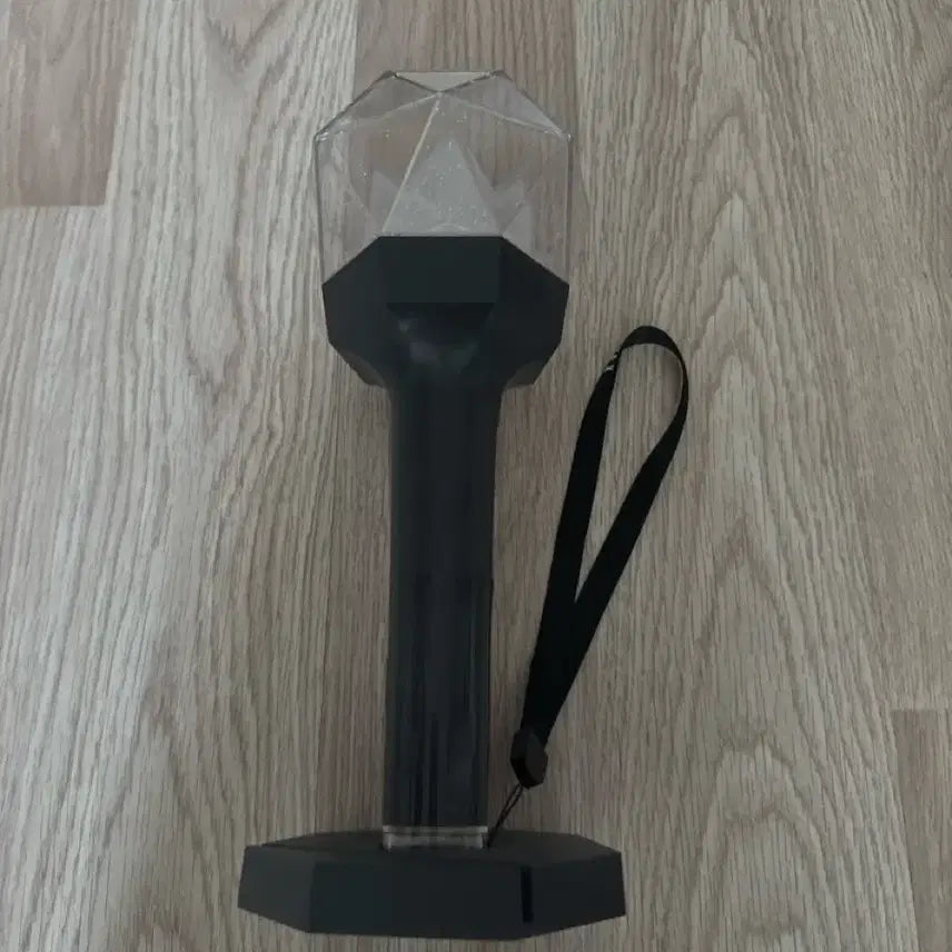 [BUNJANG] MONSTA X Official Light Stick (Version 1) / [급처파격금액] 택비포함 몬둥이 몬스타엑스 응원봉