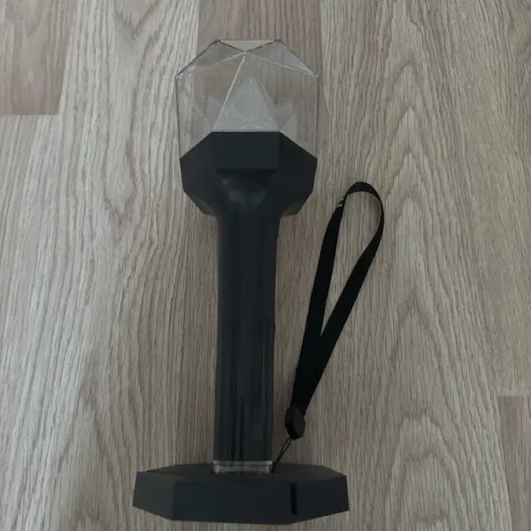 [BUNJANG] MONSTA X Official Light Stick (Version 1) / [급처파격금액] 택비포함 몬둥이 몬스타엑스 응원봉