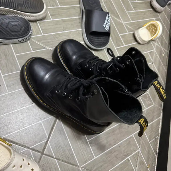 [BUNJANG] Dr. Martens JADON 8-Eye Platform Boots - Black UK 8 / 닥터마틴 제이든(JADON) 8홀 플랫폼 부츠 블랙 UK8 (270) 정품