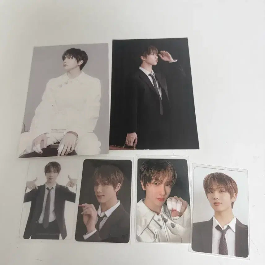 [BUNJANG] Jisung 2022 Season's Greetings Photocard / 지성 시그