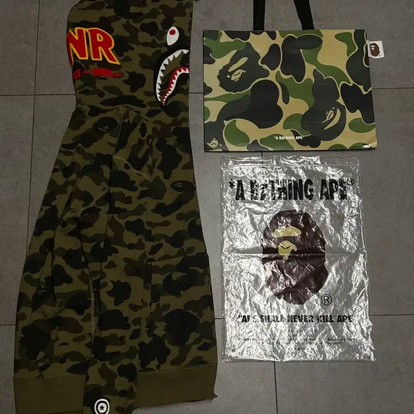 [BUNJANG] BAPE Green Camo Shark Full Zip Hoodie / 베이프 그린 녹계 샤크 후드집업