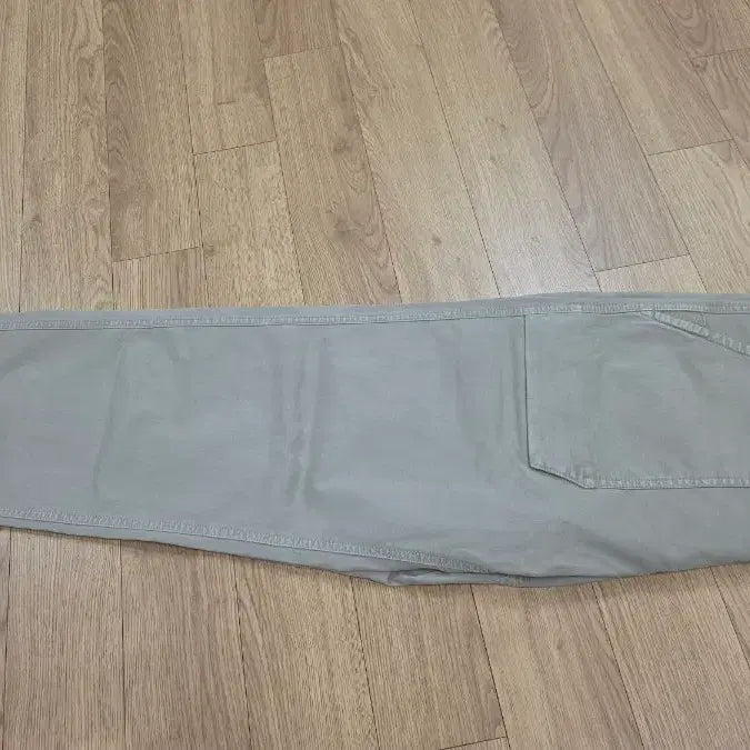 [BUNJANG] Stone Island Logo Patch Chino Pants / 스톤아일랜드 로고패치 치노팬츠