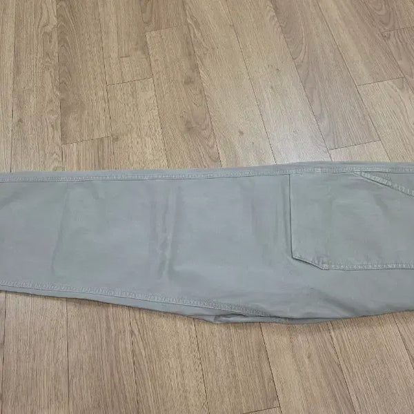 [BUNJANG] Stone Island Logo Patch Chino Pants / 스톤아일랜드 로고패치 치노팬츠