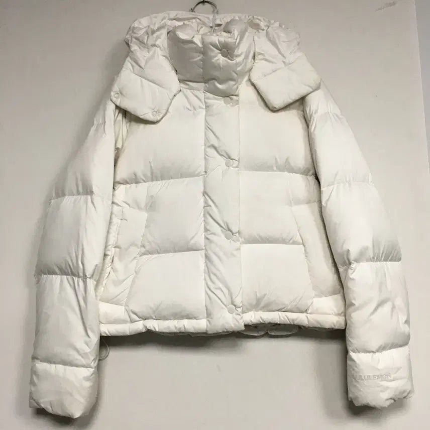 [BUNJANG] Lululemon Women's Wonder Puff Down Puffer Jacket Size 4 / 룰루레몬 여성 원더 퍼프 다운 패딩 4
