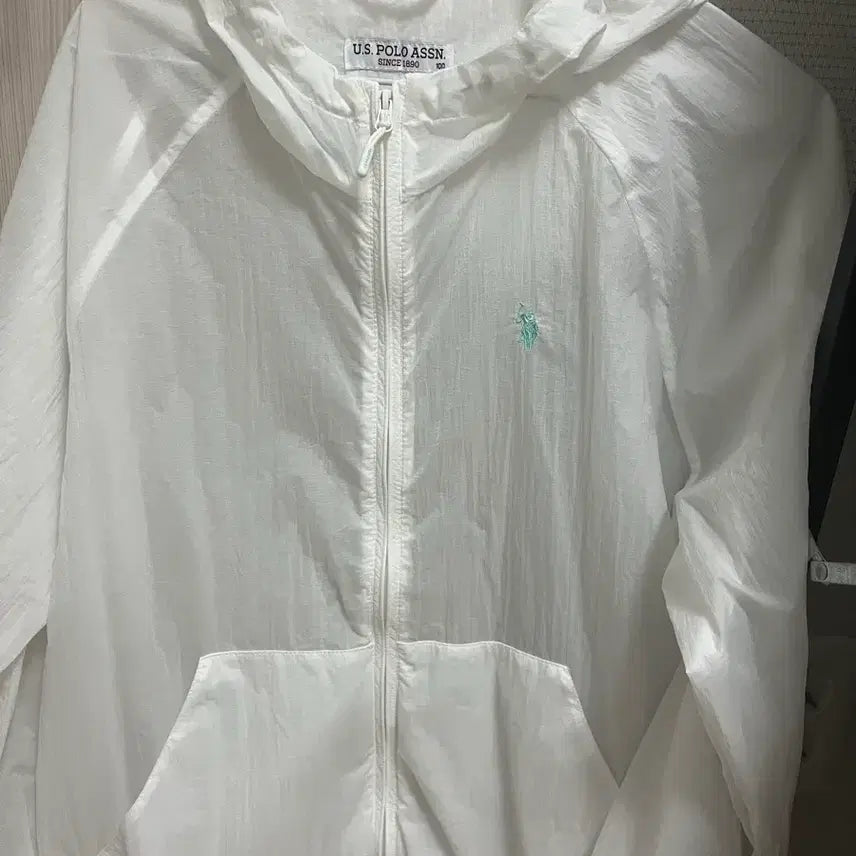 [BUNJANG] U.S. Polo Assn. Assault Windbreaker White / US 폴로 어썰트 바람막이 화이트