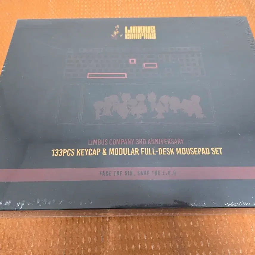 [BUNJANG] Limbus 3rd Anniversary Keycap & Desk Mat Set / 림버스 3주년 키캡, 장패드