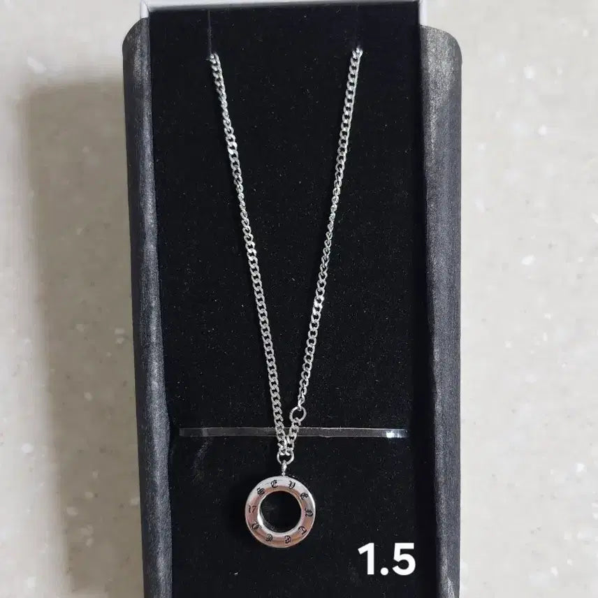 [BUNJANG] SEVENTEEN 6th Anniversary Necklace / 세븐틴 6주년 목걸이