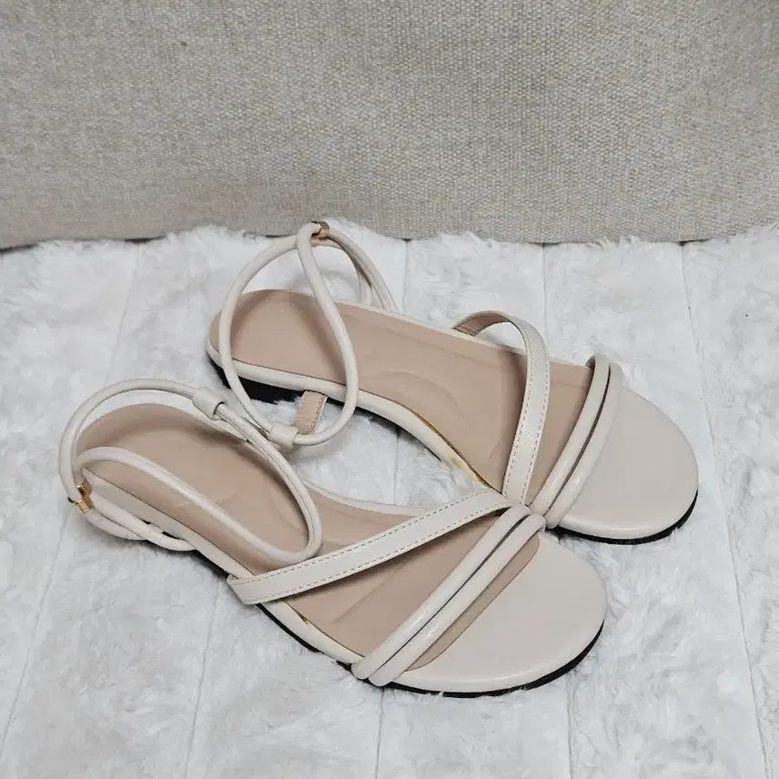 [BUNJANG] Sobojewelry Flat Cushion Comfort Sandals / 새상품 소보제화 샌들 슬리퍼 225
