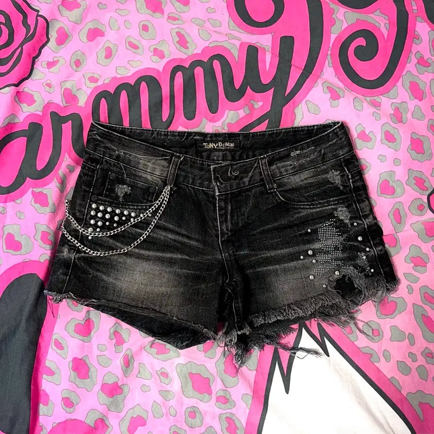 [BUNJANG] Punk Studded Chain Cubic Skull Damage Washed Denim Shorts / 펑크 은장 스터드 체인 큐빅 스컬 데미지 워싱 숏팬츠 오네갸루Y2K빈티지 나나NANA