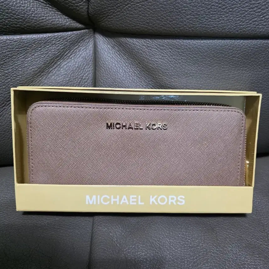 [BUNJANG] Michael Kors Women's Zipper Long Wallet / 마이클코어스 여성 지퍼 장지갑