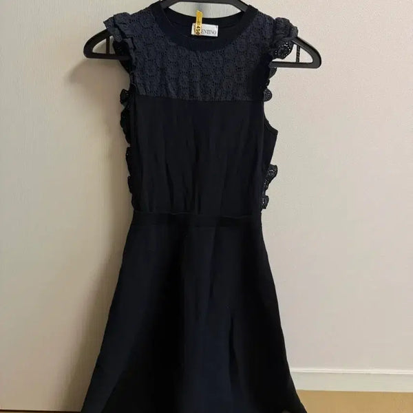 [BUNJANG] Valentino Lace Knit Dress Black / 발렌티노 레이스 니트 원피스 블랙