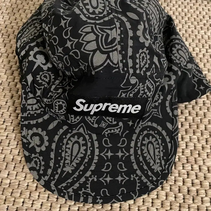 [BUNJANG] Supreme Reflective Bandana Sunshield Camp Cap Black SS26 / 슈프림 리플렉티브 반다나 선쉴드 캠프캡 블랙 - 26SS