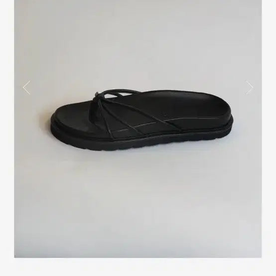 [BUNJANG] Urbaniz30 Solen Slippers Black / 어반이즈30 솔렌 슬리퍼 블랙