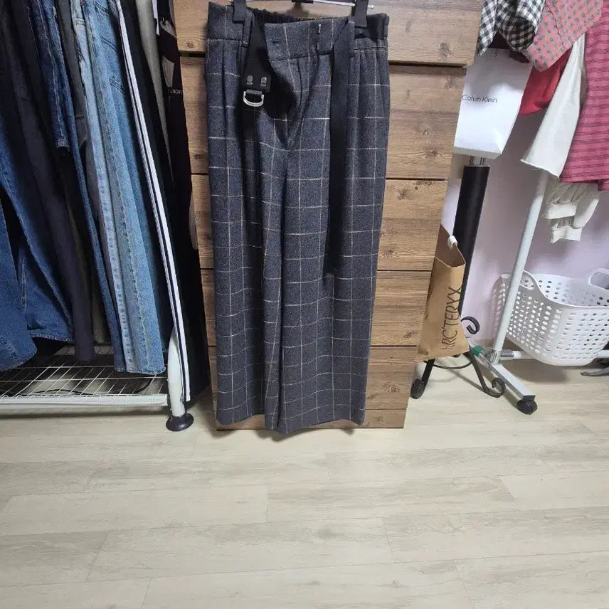 [BUNJANG] Lucky Chouette Plaid Pants / 럭키슈에뜨 체크바지