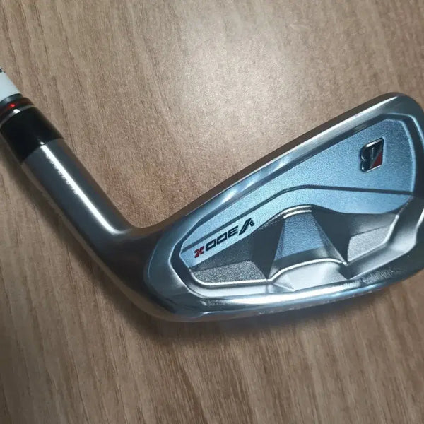 [BUNJANG] Bridgestone V300 X 10th Gen 7-Iron Carbon R / 브릿지스톤 v300 x 10세대 7번 카본 R 아이언