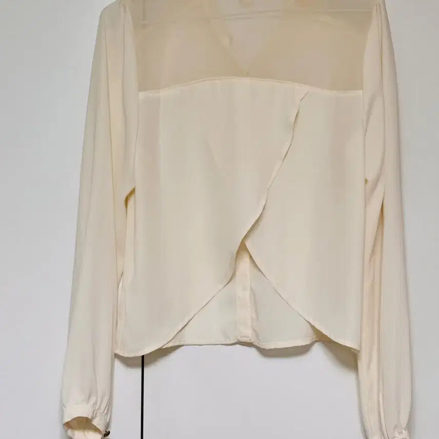 [BUNJANG] Forever 21 Back Slit Blouse / (s~m)거의새것 뒷트임 블라우스