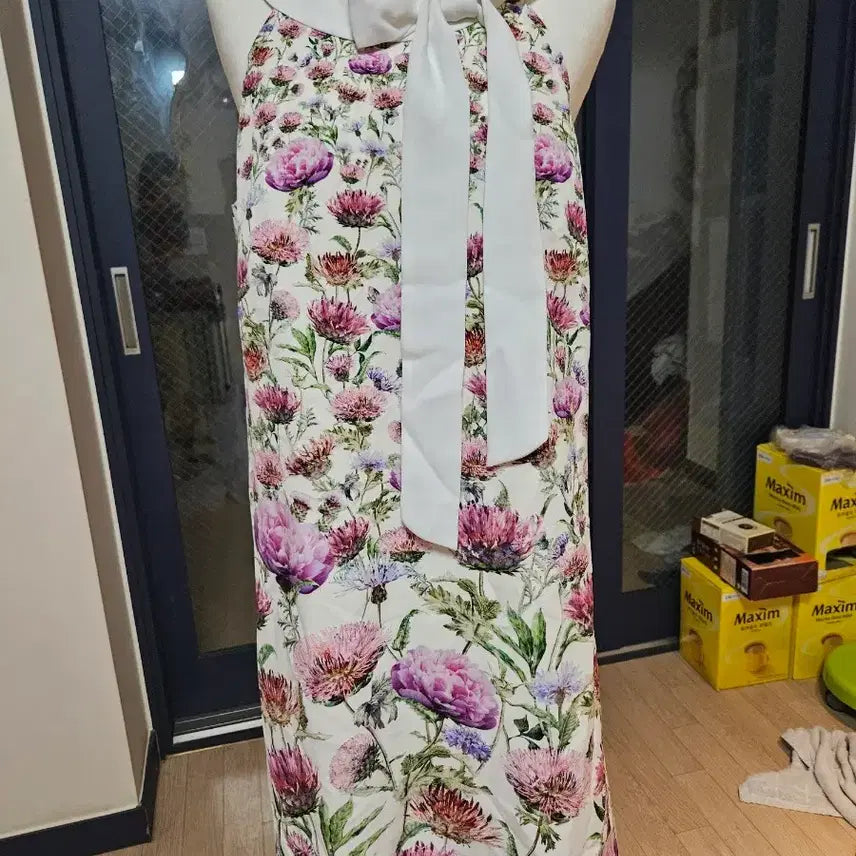 [BUNJANG] Ted Baker Floral Pattern White Ribbon Midi Dress / 테드베이커 플라워 패턴 화이트 리본 원피스
