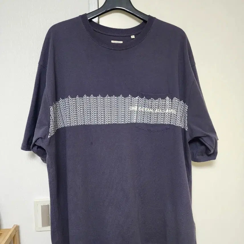 [BUNJANG] nanamica OOAL Graphic Pocket Tee Vintage Navy XL / 나나미카 OOAL 그래픽 포켓 티 빈티지 네이비 XL