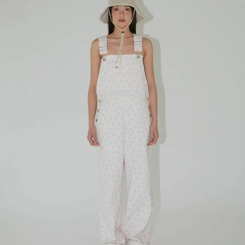 [BUNJANG] Onmood Flower Overalls / 온무드 플라워오버롤