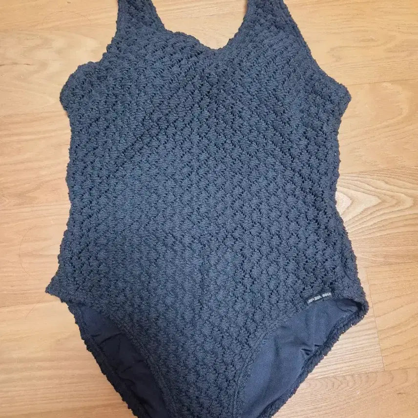 [BUNJANG] Women's Embossed Swimsuit Black / 수영복 블랙 95ㅡ100