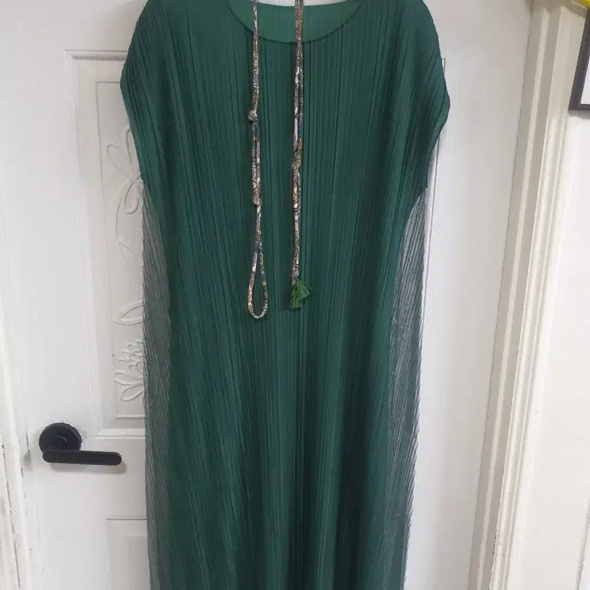 [BUNJANG] Blue Pepe Pleated Dress / 블루페페 플리츠 원피스