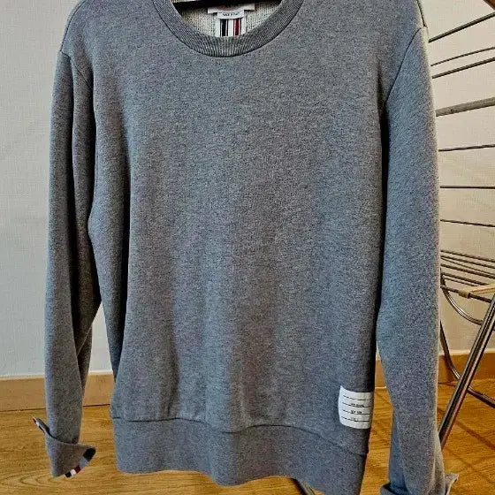 [BUNJANG] Thom Browne Tricolor Sweatshirt Grey Size 3 / 톰브라운 삼선맨투맨 그레이 사이즈3