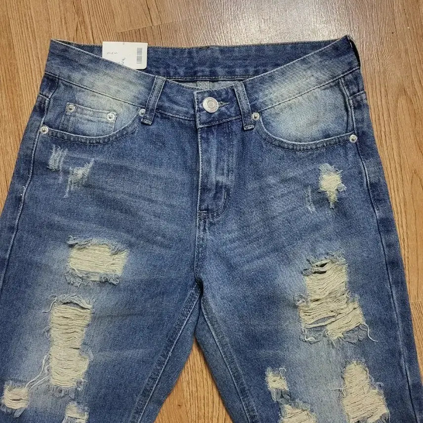 [BUNJANG] Distressed Wash Denim Shorts (Size S) / 구매가48000원) 데미지 워싱 데님 반바지 새제품 S사이즈