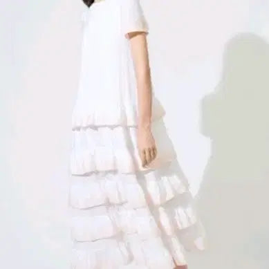 [BUNJANG] Maje Ruffle Dress White / 마쥬 프릴 원피스 화이트 새상품