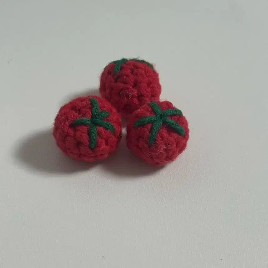[BUNJANG] Tomato Charm Keychain / 토마토 키링