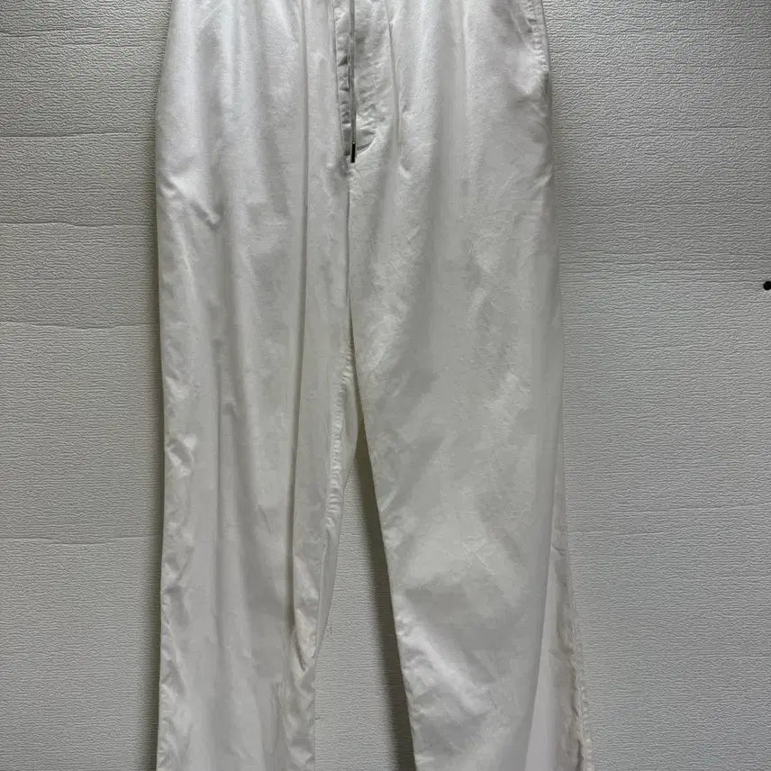 [BUNJANG] Moncler Sportivo Trousers White / 몽클레르 PANTALONE SPORTIVO