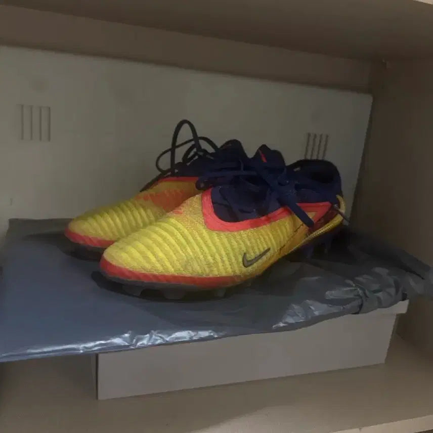 [BUNJANG] Nike Phantom GX Elite FG Haaland Edition Soccer Cleats (260mm) / 축구화 교신 나이키 팬텀gx6 260