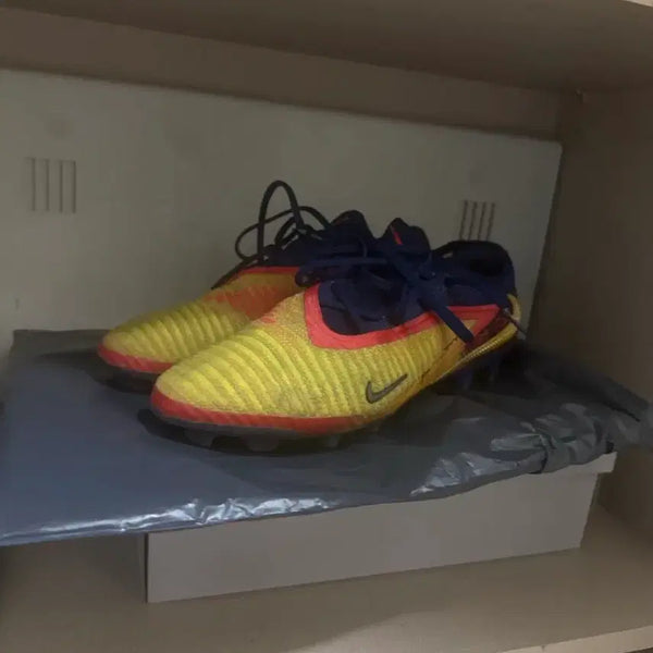 [BUNJANG] Nike Phantom GX Elite FG Haaland Edition Soccer Cleats (260mm) / 축구화 교신 나이키 팬텀gx6 260