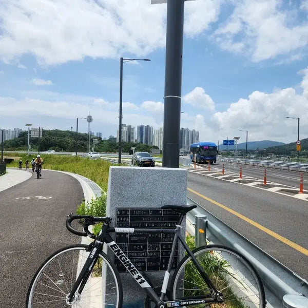 [BUNJANG] Engine 11 Black Charcoal Fixed Gear Bicycle / 엔진 11 블랙차콜 판/대