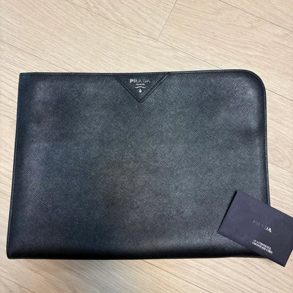 [BUNJANG] Prada Saffiano Leather Travel Clutch Bag Black / 프라다 사피아노 트래블 클러치백