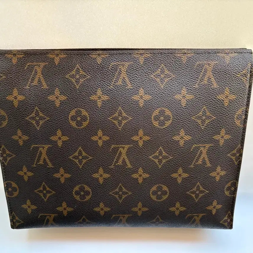 [BUNJANG] Louis Vuitton Pochette Toilette 26 Monogram Clutch / 새상품급) 루이비통 포쉐트 토일렛 26 모노그램 클러치 정품