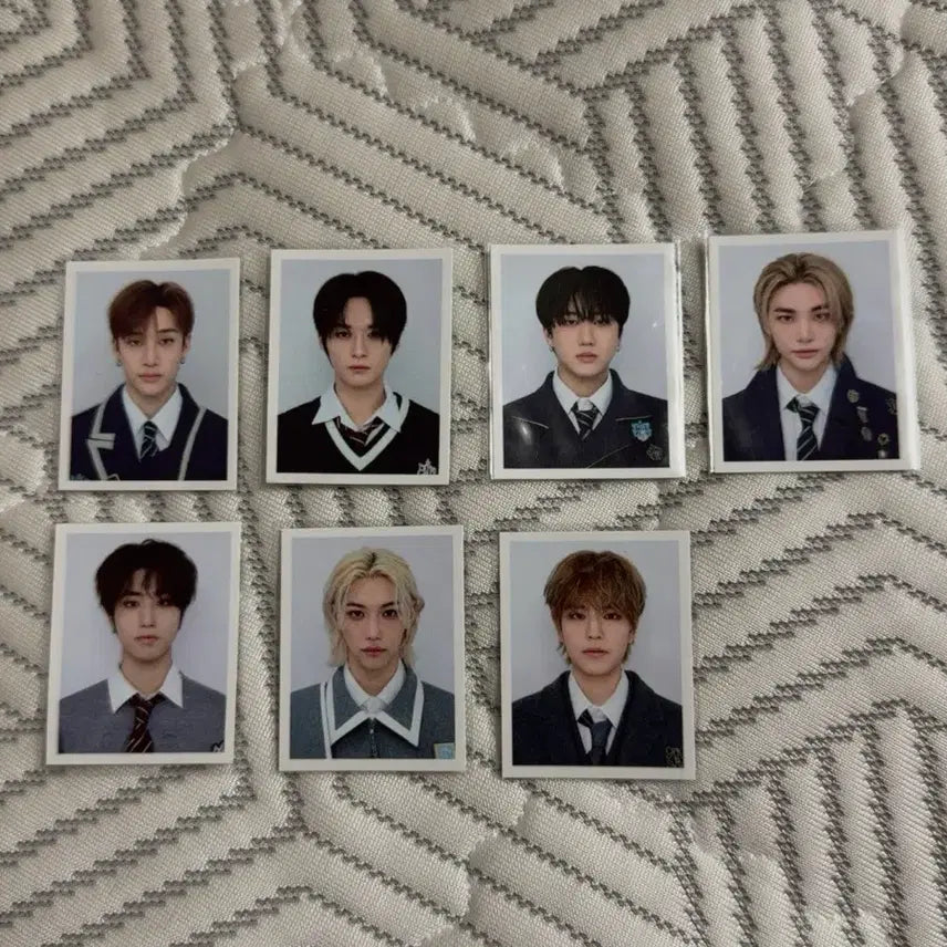 [BUNJANG] Stray Kids Magic Shop Proof Photo Set / 스키즈 매직스쿨 증명사진 증사