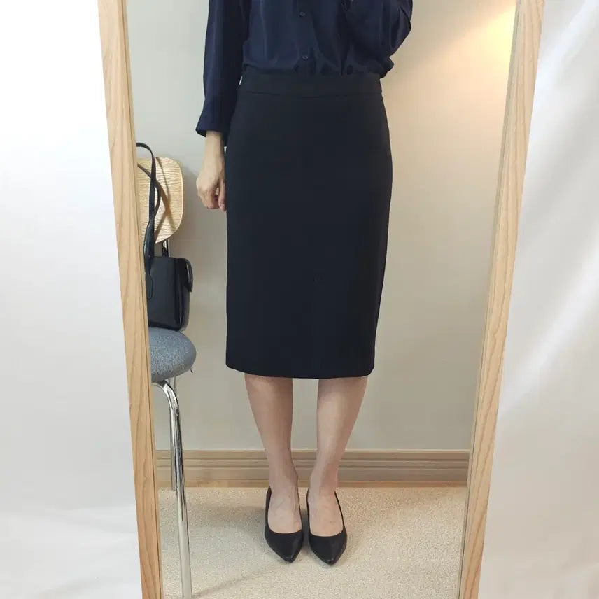 [BUNJANG] JIGOTT Women's Black H-Line Skirt (Size 55) / (55/새상품)지컷 여성 H라인 스커트 블랙 봄가을 W4551