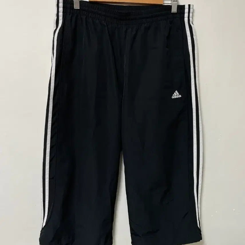 [BUNJANG] Adidas Banding 8-Length String Shorts / 36-37 아디다스 밴딩 8부 스트링 팬츠 반바지 정품