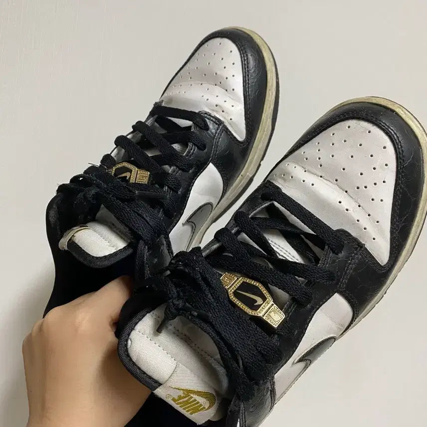 [BUNJANG] Nike Dunk Low "Reverse Panda" Sneakers / 나이키 Nike 운동화