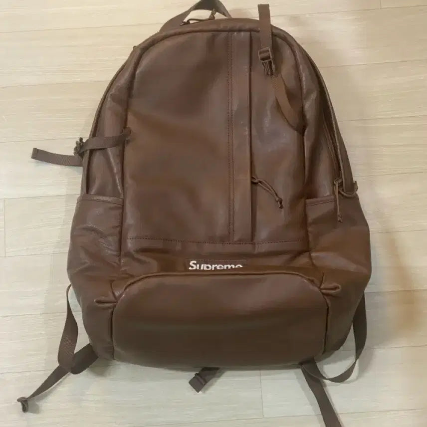 [BUNJANG] Supreme Leather Backpack Brown 24FW / 슈프림 레더 백팩 브라운 24FW