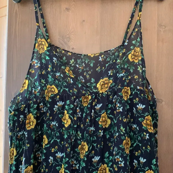 [BUNJANG] Flower Pleated Sleeveless Dress / 플라워 주름 나시 원피스