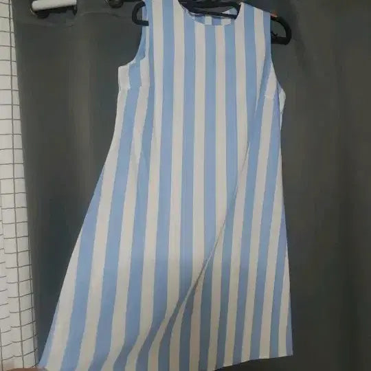 [BUNJANG] Sleeveless Striped Dress / 줄무늬 민소매 원피스