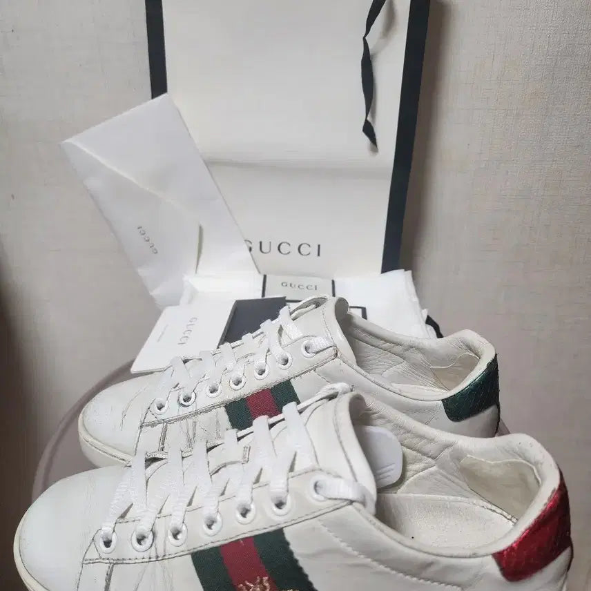 [BUNJANG] Gucci Ace Bee Stripe Sneakers (Size 34.5 / 225-230) / >>상태양호<< 구찌 꿀벌 삼선 스니커즈 34반(225~230) 팝니다