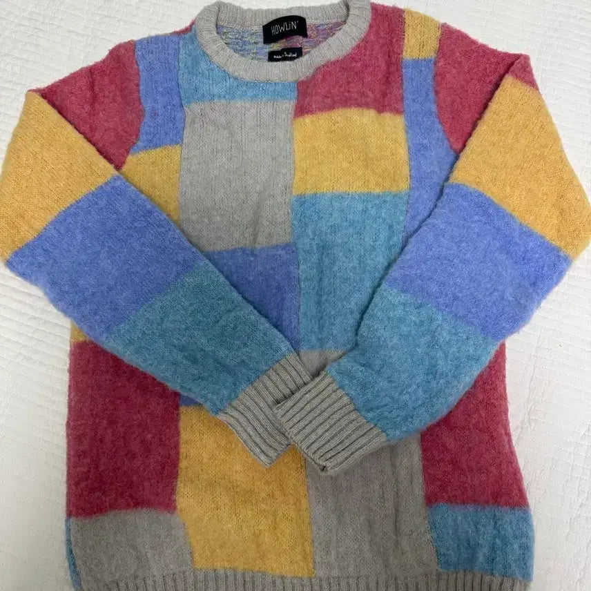 [BUNJANG] Howlin' Knit Sweater / 하울린 니트